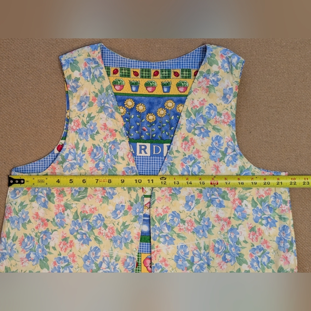 Floral Spring Garden Theme Patterned Reversible O… - image 6